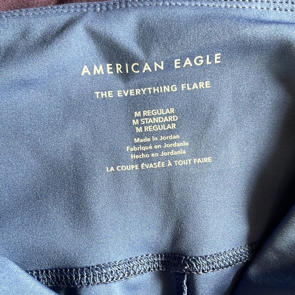 American Eagle the everything highest waist slit flare leggings - Picture 2 of 3
